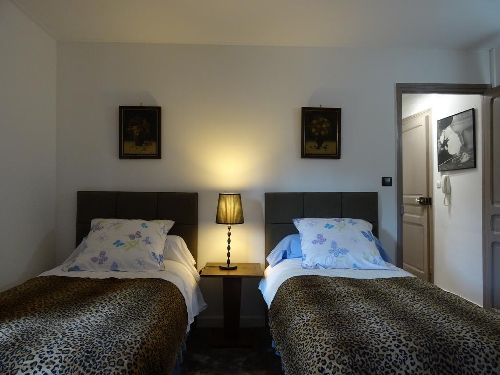 Chambres Et Table D'Hotes La Belle Lensoise Стая снимка