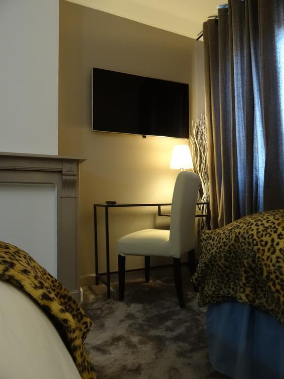 Chambres Et Table D'Hotes La Belle Lensoise Стая снимка